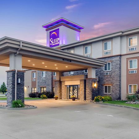Sleep Inn & Suites Grand Forks Near Alerus Center Exterior photo